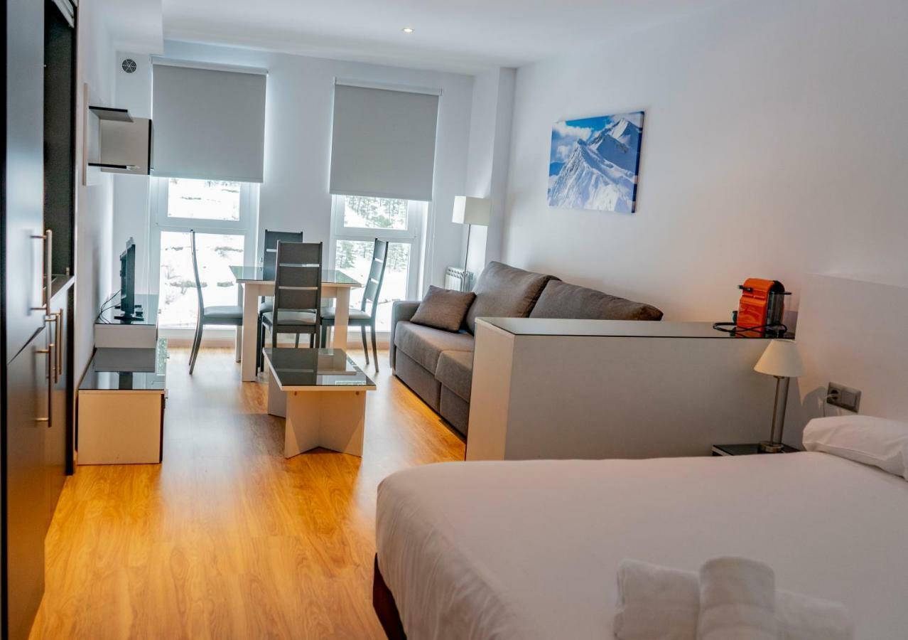 Luxury The Lodge Arinsal Ribasol Park Екстер'єр фото